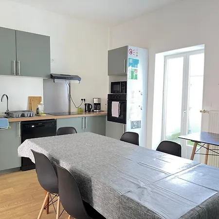 Les Arts 1 Sdb Privatif Rez De Chaussee بيت ضيافة 3*